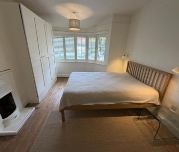 3 bedroom semi-detached house to rent - Photo 4