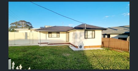 Great Single Level Home - Photo 2