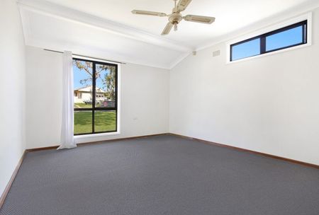 14 Byamee Street, Koonawarra NSW 2530, Koonawarra - Photo 3