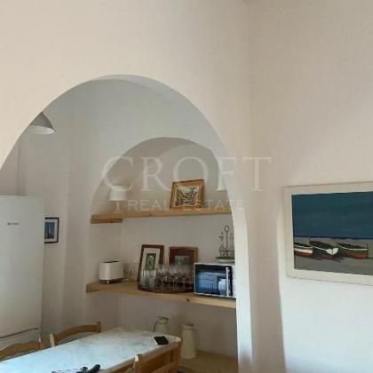 Center-Piazza Fiume: Furnished, renovated 1 Bedroom, living room, dining, new bath and kitchen, near park, center, shops, transport. Quiet doorman Building. Ref 690 - Photo 3