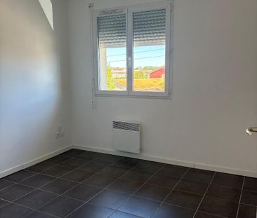 Location Appartement 4 pièces 85m² BRUGES 33520 - Photo 3