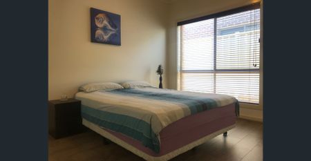 Spacious 4 Bedroom Family Home - Photo 4