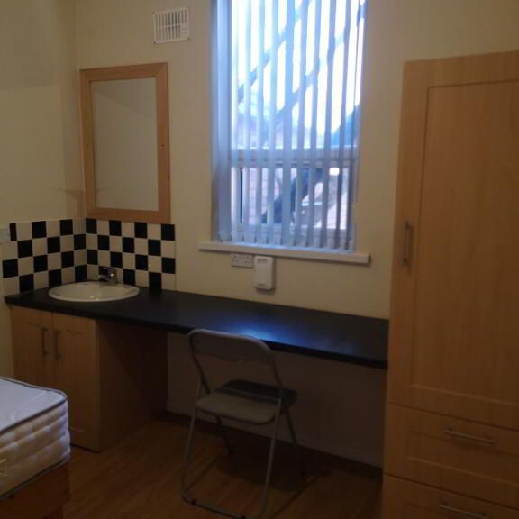 Unit 2, 34 University Avenue, Belfast, BT7 1GX - Photo 1