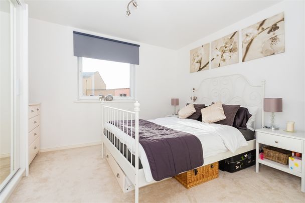 1 bed flat to rent in Wooldridge Close, Feltham, TW14 - Photo 1