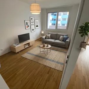 Helle 2-Zimmer-Wohnung mit Loggia, Fußbodenheizung & Einbauküche im 20. Bezirk Wien! - Photo 2