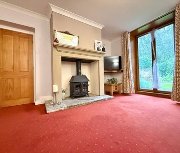 3 bedroom semi-detached house to rent - Photo 4