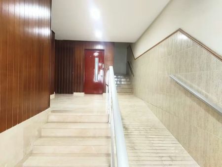 Carrer de Vázquez de Mella, Burjassot, Valencian Community 46100 - Photo 5