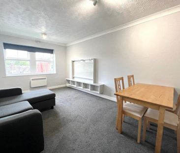 2 bedroom flat to rent - Photo 2