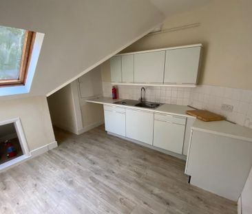 1 bedroom flat to rent - Photo 6