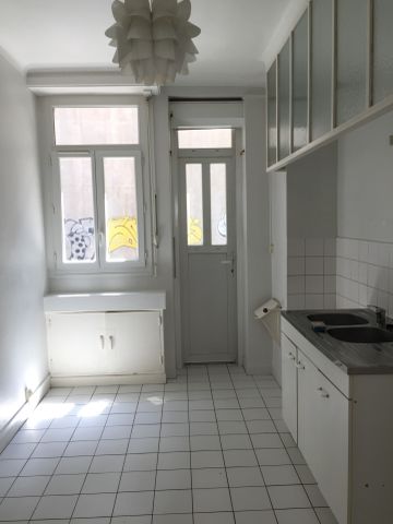 Location Appartement 3 pièces 66m² NANTES 44000 - Photo 3