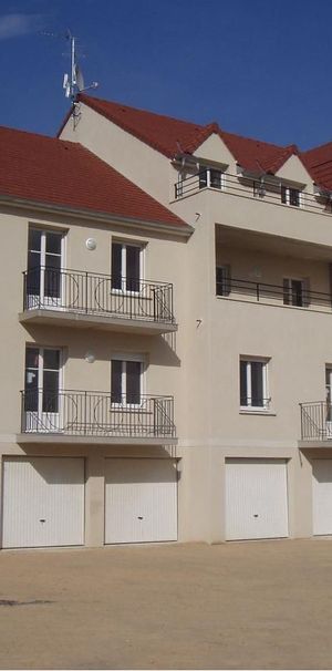 Location Appartement 2 pièces 39m² CREPY EN VALOIS 60800 - Photo 1