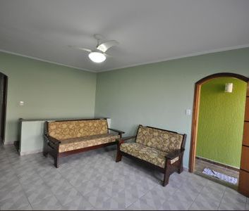 Casa para alugar com 130m², 2 quartos e sem vaga - Foto 1