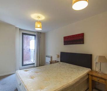 2 bedroom apartment to rent - Photo 4