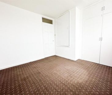 2 bedroom maisonette to rent - Photo 6