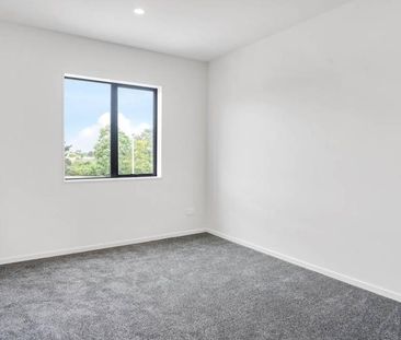 2 bedroom townhouse for rent in Papakura! - Photo 4