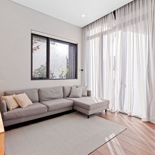 Affordable Urban Living in Erskineville - Photo 1