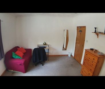 Room in a Shared House, Portswood Road, SO17 - Photo 6