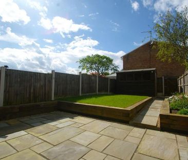2 bedroom terraced house to rent - Photo 2