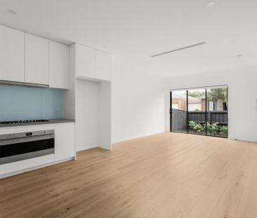 Brand New Luxury Townhouse - Photo 2