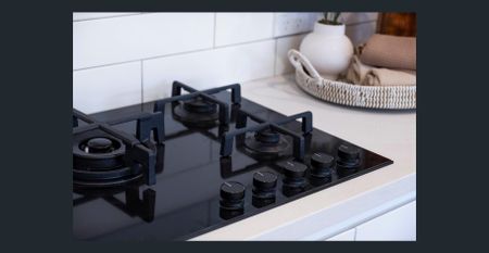 BRAND NEW | WALK TO SHOPS & TRANSPORT! - Photo 2