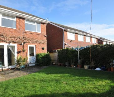 3 bedroom semi-detached house to rent - Photo 6