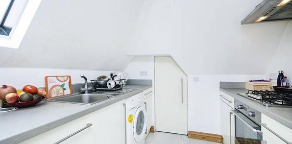 1 bedroom flat to rent - Photo 2