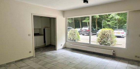 Appartement te huur in Brussel voor € 1.200 met 1 slaapkamer - foto 2