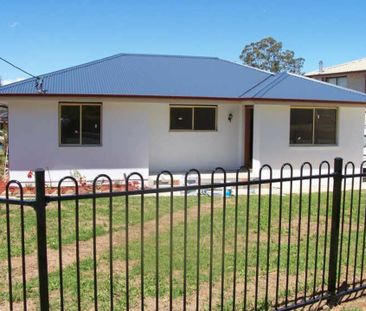 Neat & Tidy Family Home in Convenient Location - Photo 4