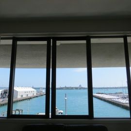 Auckland Luxury Waterfront Apartment - Photo 1