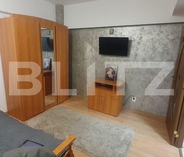 Garsoniera 52mp, centrala termica, zonă centrală, Restaurant Divino - Fotografie 6