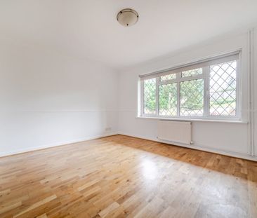 5 bedroom detached house to rent - Photo 4