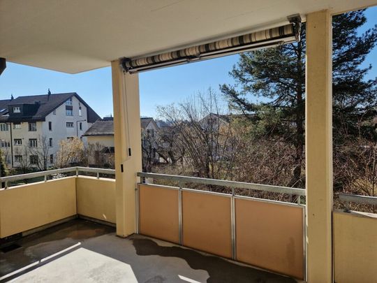 Gemütliche 3.5-Zimmer-Wohnung mit Balkon - Photo 1