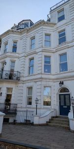 Trinity Crescent, Folkestone, CT20 2ES, Kent - Photo 4