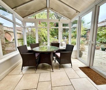 4 bedroom house to rent - Photo 2