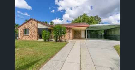 Solid 3 Bedroom Home walking distance to Rail - Photo 3