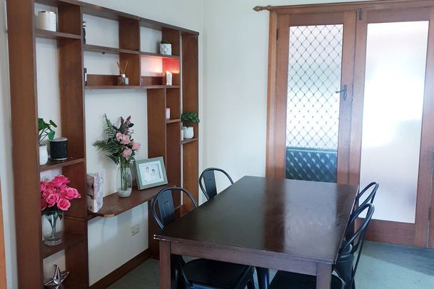 444 Schubach Street, East Albury - Photo 1