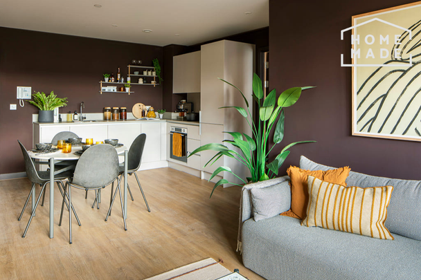 3 bedroom flat to rent - Photo 1