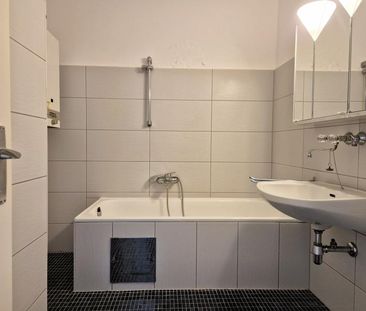Großzügige, ruhig gelegene 3-Zimmer-Wohnung mit Loggia in Linz, Sch... - Photo 4
