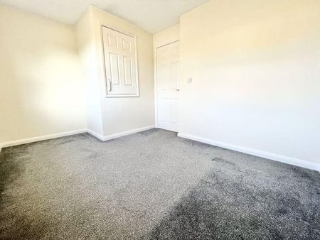 2 bedroom semi-detached house to rent - Photo 3
