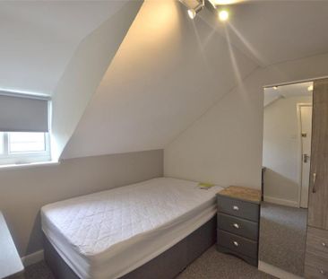 5 bedroom terraced house to rent - Photo 4