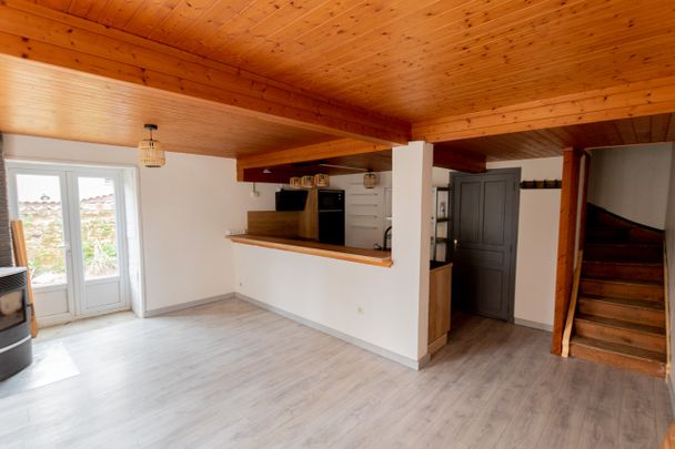 Location Maison 4 pièces 57m² AMBERT 63600 - Photo 1