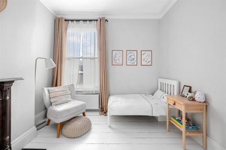 4 bedroom terraced house to rent - Photo 4