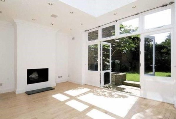 Steeles Road, Belsize Park NW3 - Photo 1