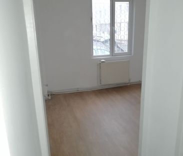 Vanzare/Chirie. Parter cu balcon acces separat ,schimb cu Teren - Fotografie 6
