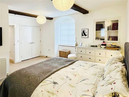 2 bedroom terraced house to rent - Photo 3