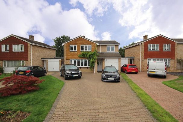 5 bedroom detached house to rent - Photo 1
