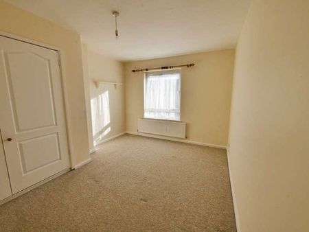 Hereward Road, Cirencester, GL7 - Photo 5