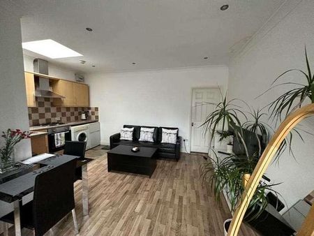 Boileau Parade, Ealing, North Ealing, W5 - Photo 3