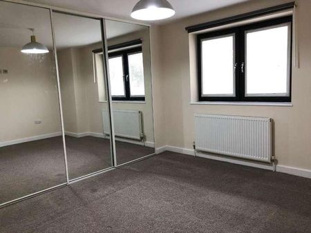 Marvels Lane, Grove Park, London, SE12 - Photo 5