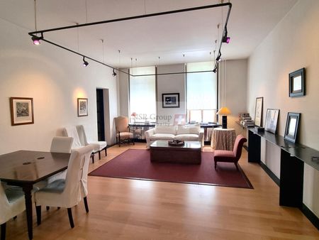 Magnifique appartement meublé avec terrasse privative- au coeur de la Vieille-Ville - Photo 4